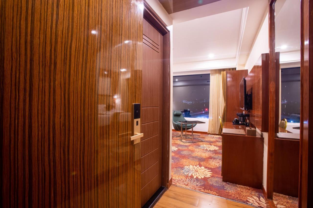 Kingston Hotel بنغالور المظهر الخارجي الصورة